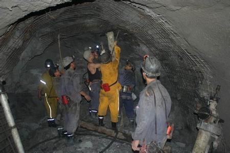 弥勒工程爆破中的危险因素分析以及应对工程爆破危险的措施